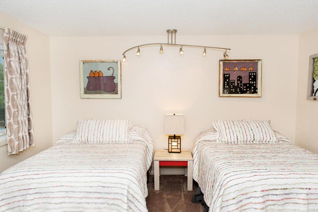 Red Wing Motel มานิทูสปริงส์ ภายนอก รูปภาพ